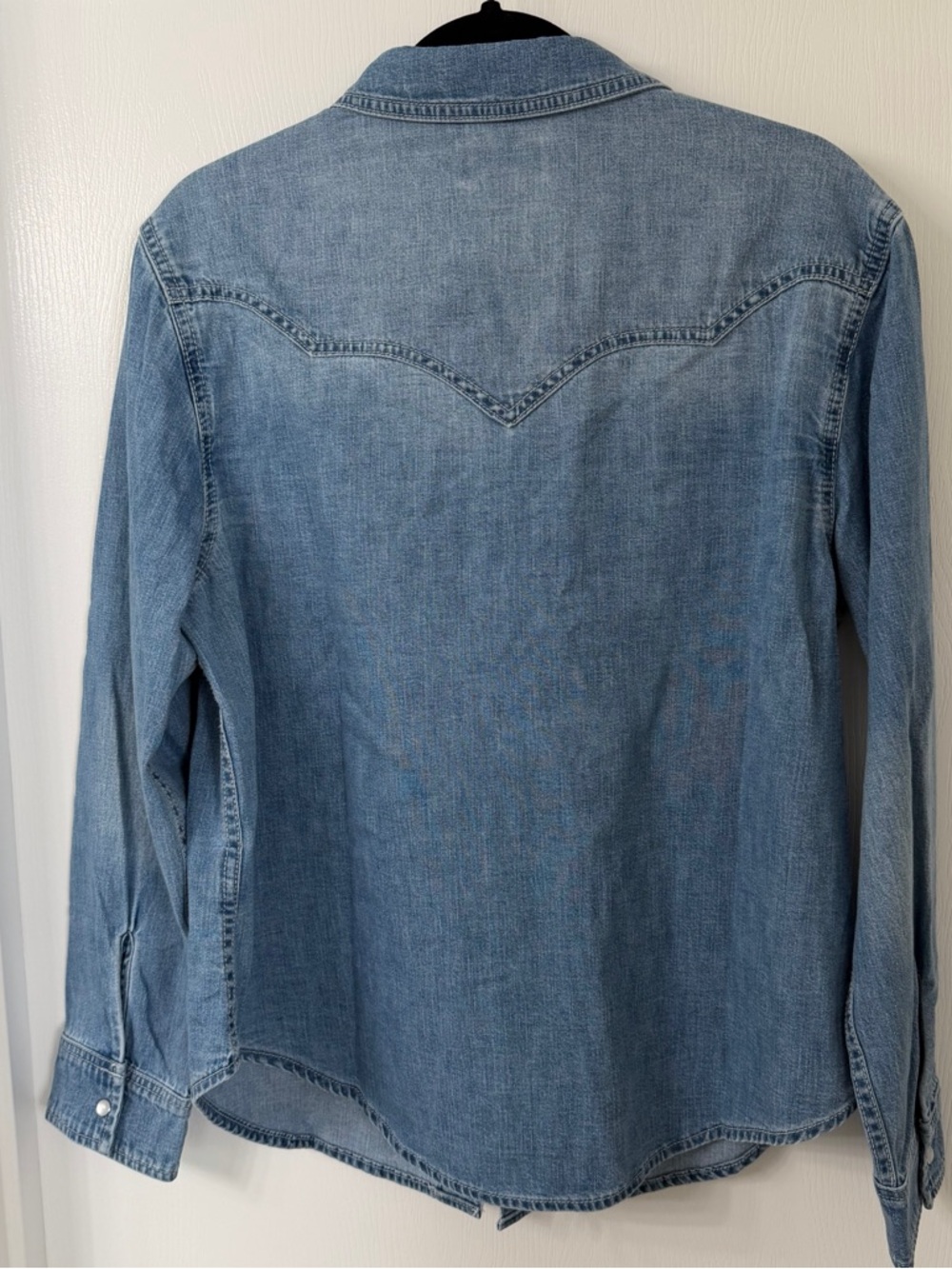 Good American Light Blue Long Sleeve Slim Fit Denim Shirt - Picture 6 of 10